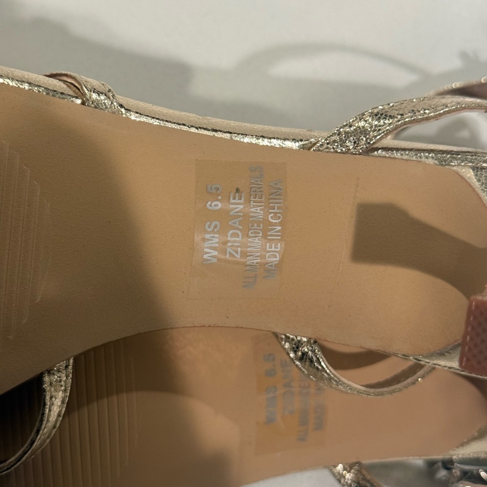 Dolce Vita Gold Heels with Bows - Picture 9 of 10